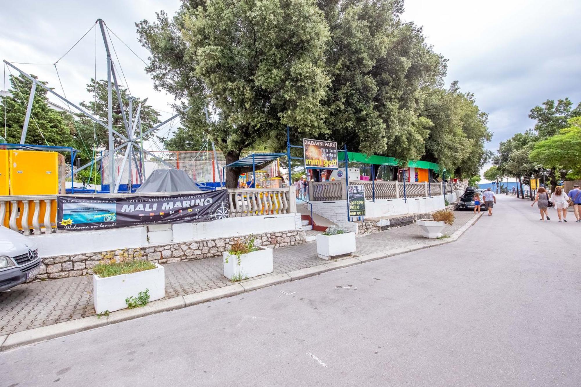 Paviljoni Slaven Hotel Selce Kültér fotó